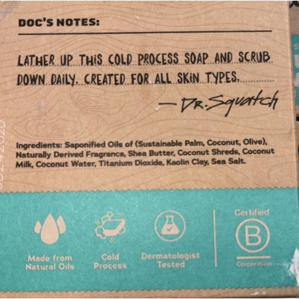 Dr. Squatch Coconut Castaway - Men's Natural Soap - Light Grit - 1 bar - Picture 2 of 4